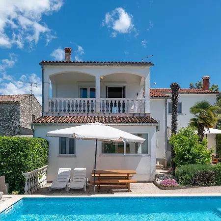Family-friendly With Swimming Pool Cancini, - 24335 Apartmán Poreč