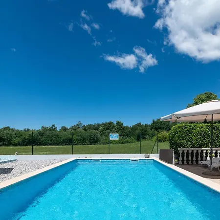 Family-friendly With Swimming Pool Cancini, - 24335 Poreč