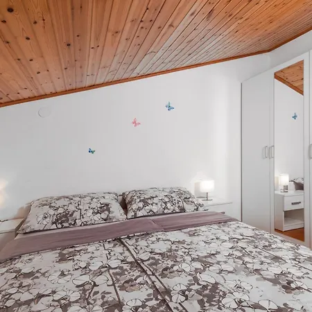 Family-friendly With Swimming Pool Cancini, - 24335 Apartmán Poreč