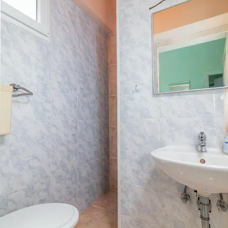 Apartmán Family-friendly With Swimming Pool Cancini, - 24335 Poreč